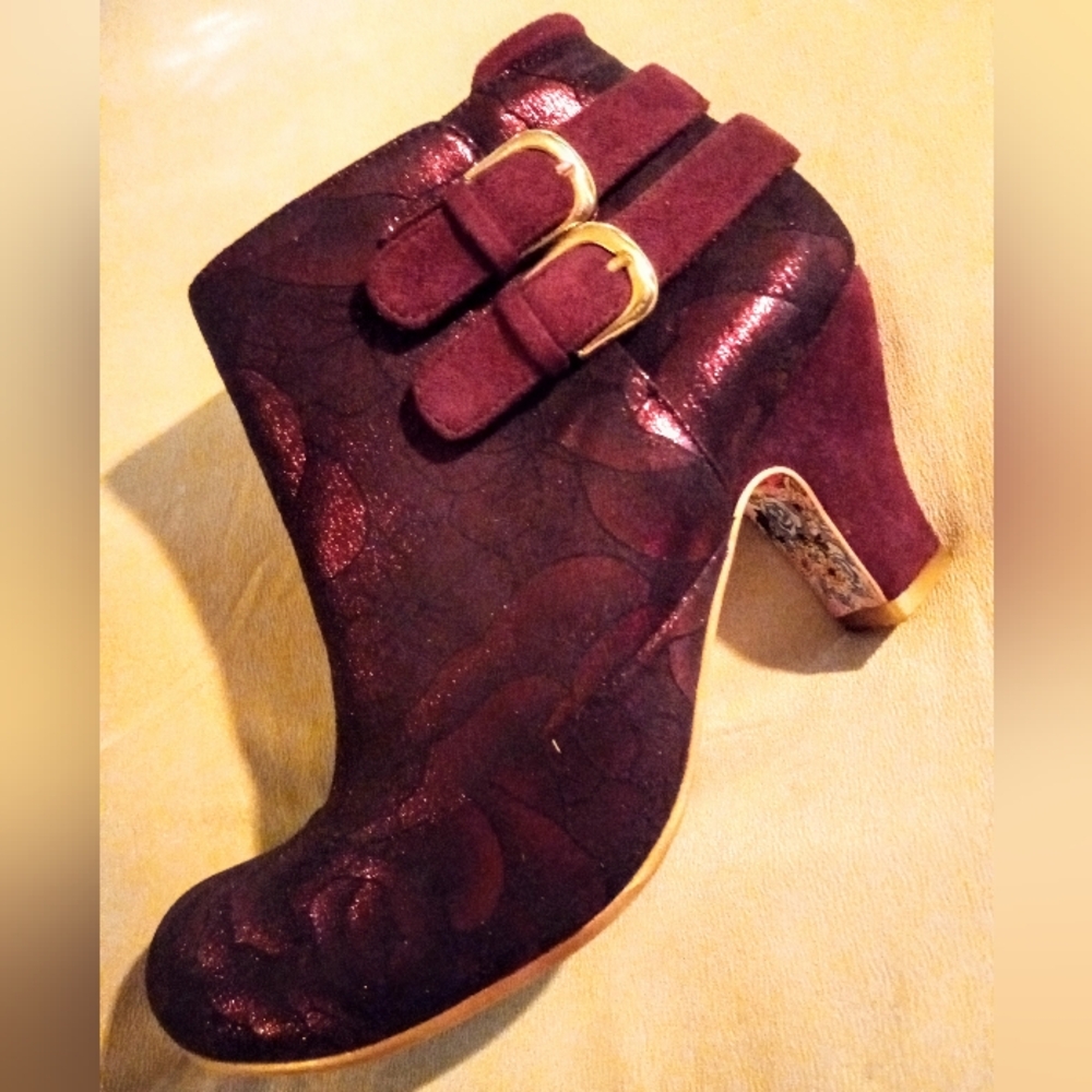 Irregular Choice Red Velvet Bootie (7)